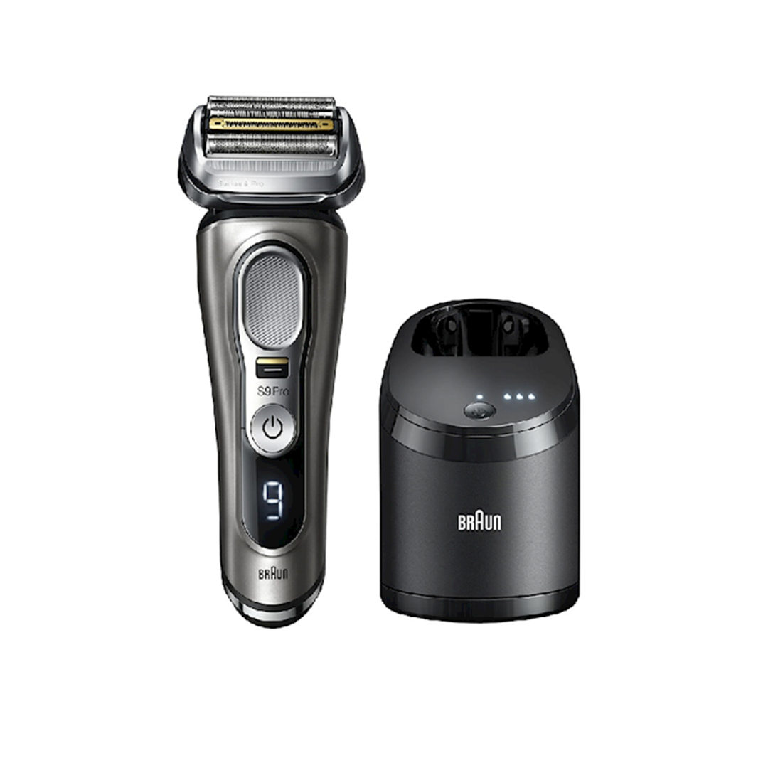 Series 9 Pro 9467cc Wet & Dry shaver with SmartCare center and travel case,  silver.