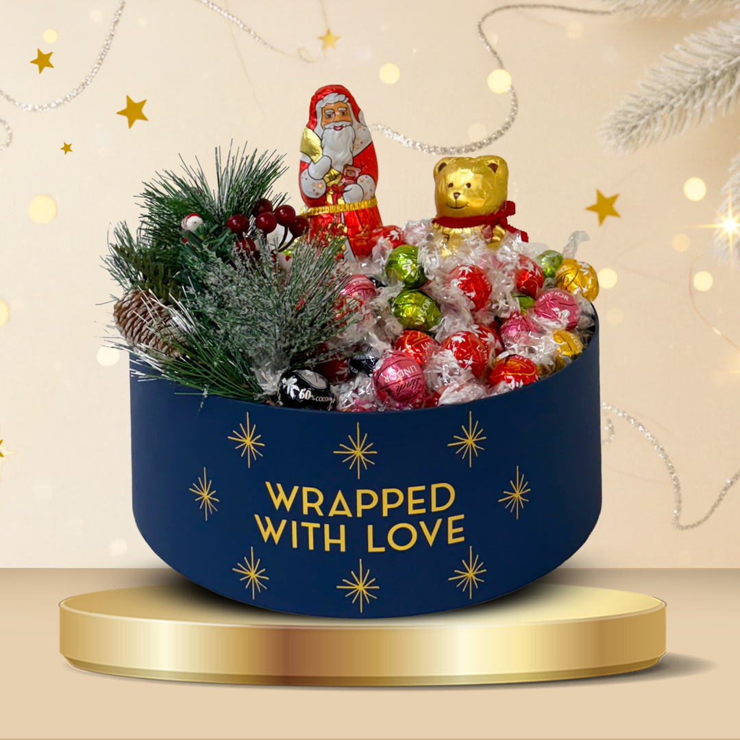 Lindt Christmas Hamper Lindor Assorted 1Kg + Teddy 100g + Santa 125g