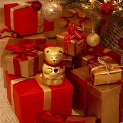 Lindt Milk Chocolate Teddy Bear 100g