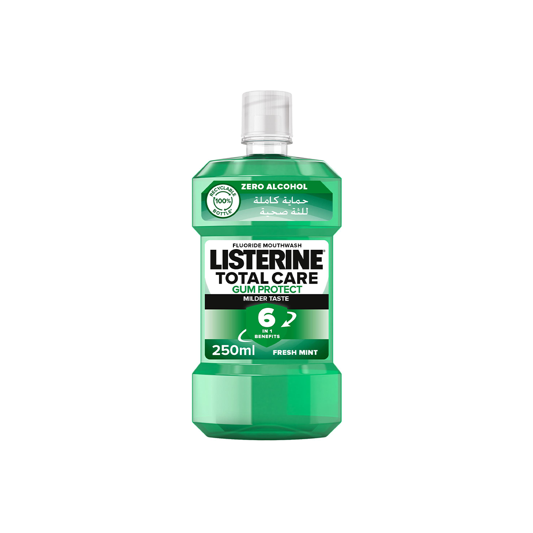 Listerine Mouthwash Teeth & Gum Defence, Milder Taste, 250ml