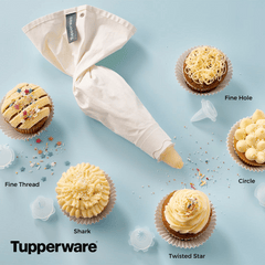 Tupperware Decorating Bag With Nozzles - No Print