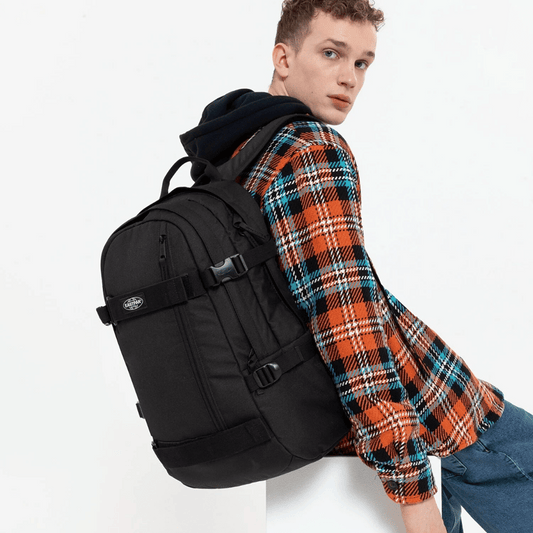 Eastpak Getter Cs Mono Black2, Large, Laptop & Bottle Holder, EKA5BC6W33