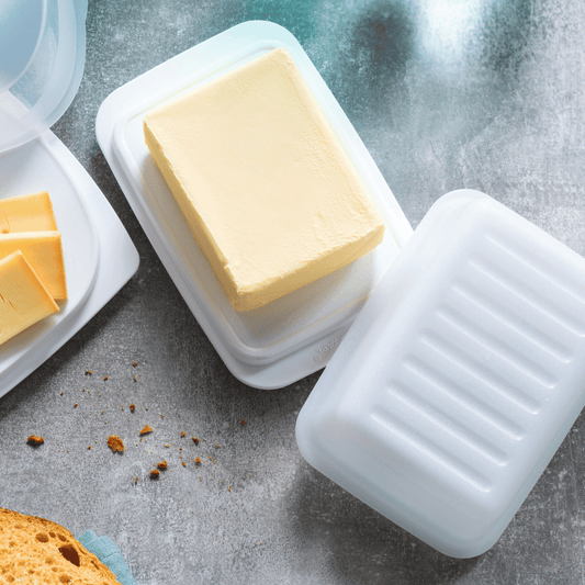 Tupperware Butter Dish Half Pound, snw white