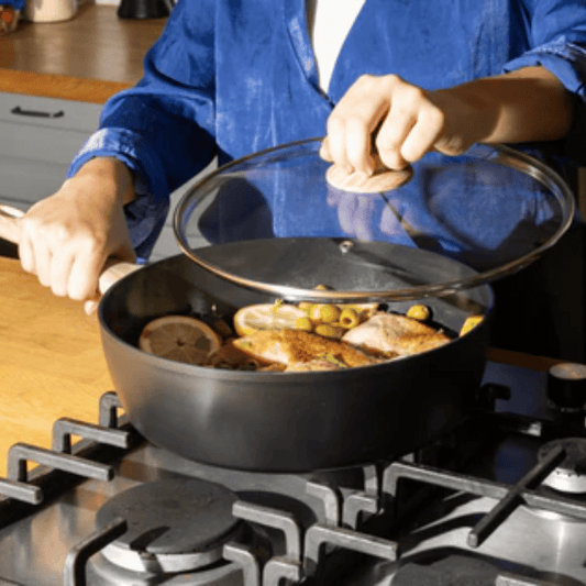 Pyrex Cook & Care Deep Frypan with Lid 28 cm CR28DF6