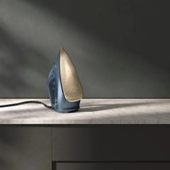 Electrolux 2500W Renew 800 Steam Iron E8SI1-82BM