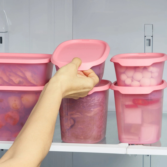 Tupperware OTF Small Square Set of 4