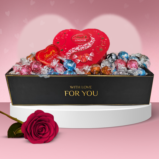 Lindt Valentine Hamper Lindor Assorted 500g + Lindt heart 💗